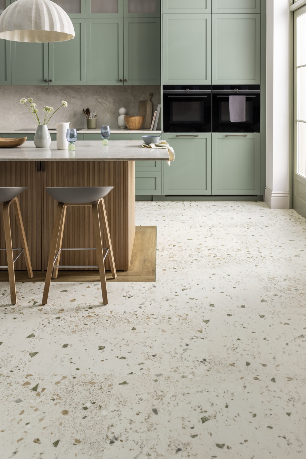 Amtico Spacia Garda in Broken Bond laying pattern with Encaustic Okra 3mm Stripping