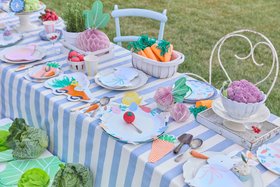 Easter Icons Edged Dinner Plates (x 8)