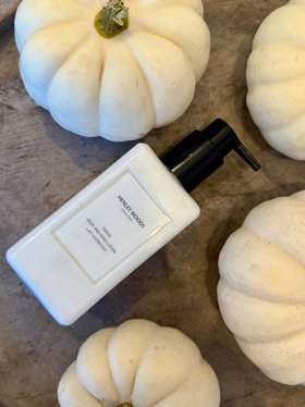 Tweed hand and Body Lotion