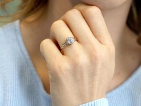 Bezel Set Round Engagement Ring in Gold