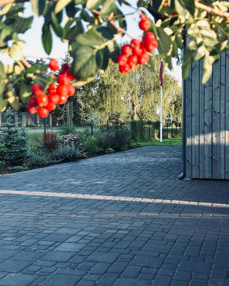 Tikkurila patio paving stain, dark grey