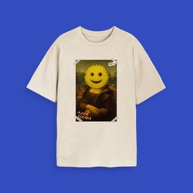 Mona Cleana Oversized T-shirt