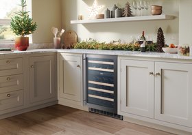 60cm undercounter wine cabinet in stainless steel