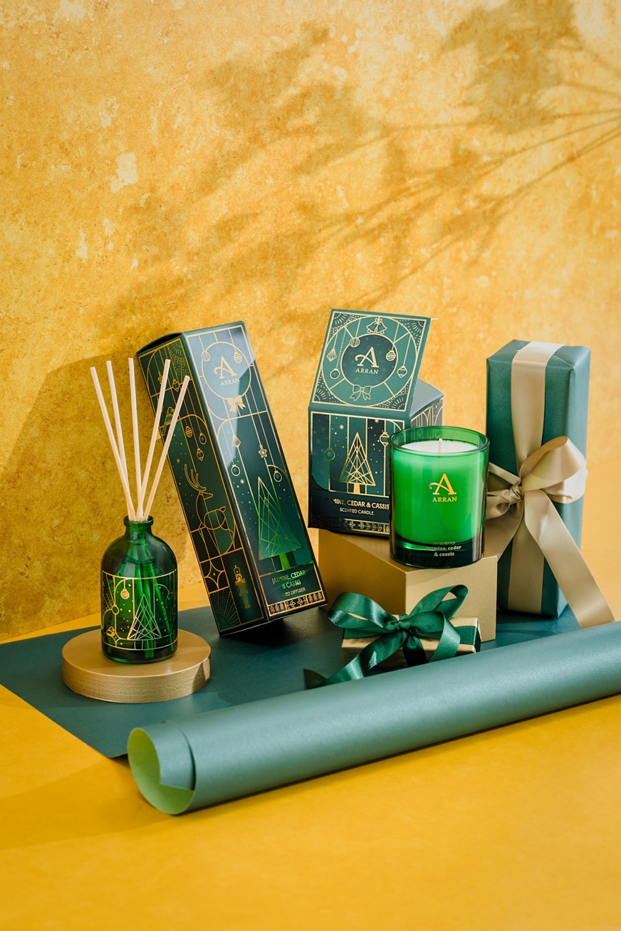 Jasmine Cedar & Cassis collection