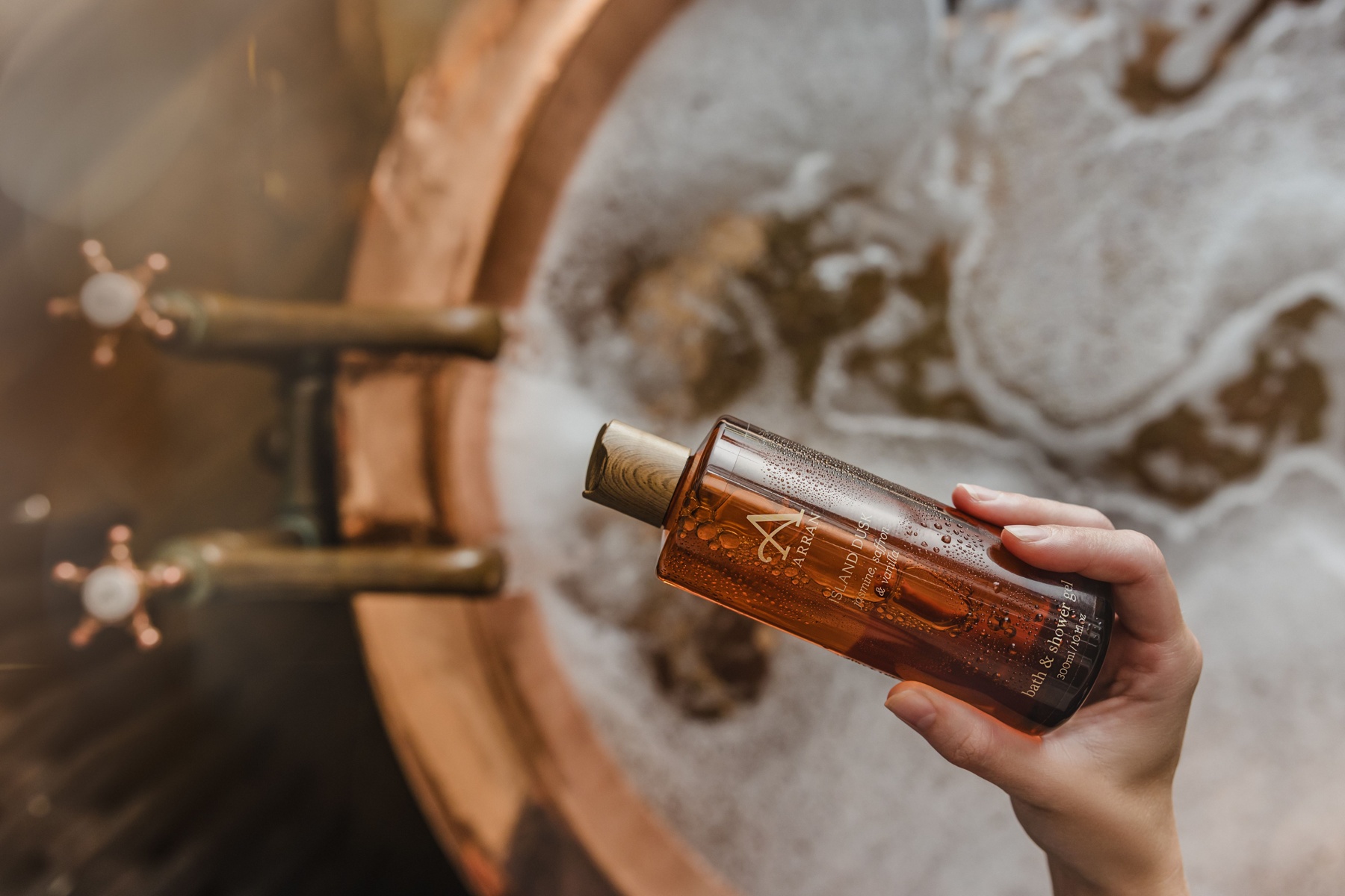 Island Dusk shower gel
