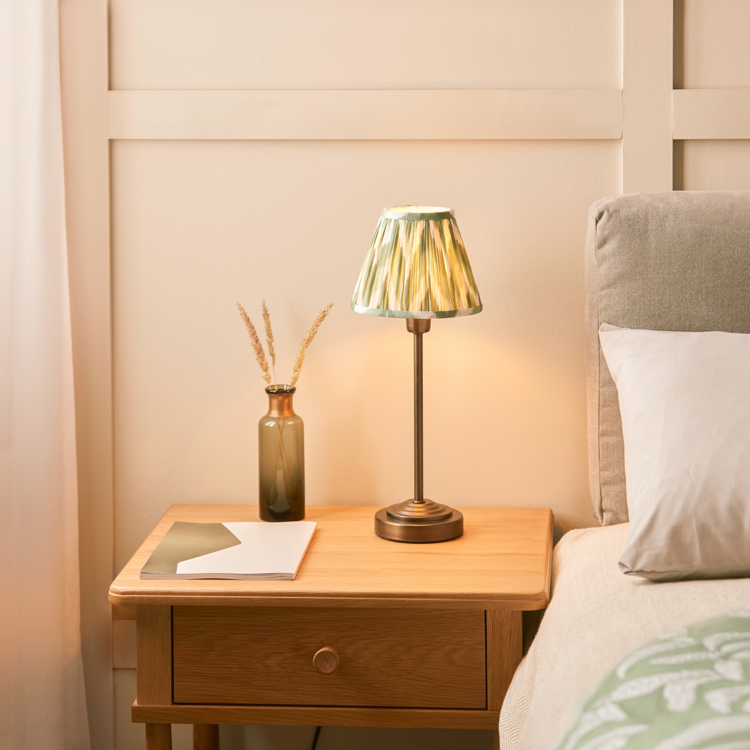 Rise Ikat Table Lamp Green 2