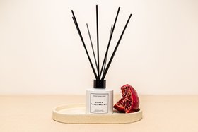 Black Pomegranate Reed Diffuser