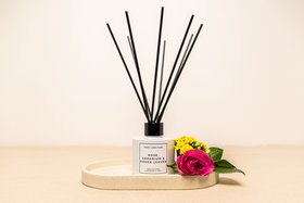 Rose, Geranium & Green Leaves Reed Diffuser