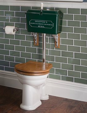 814 Cast Cistern Low-level WC Set