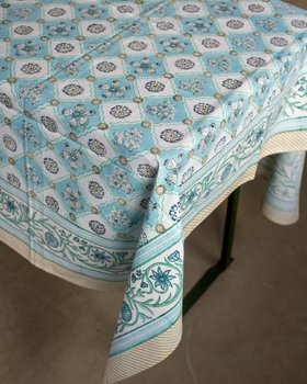 Box Tablecloth