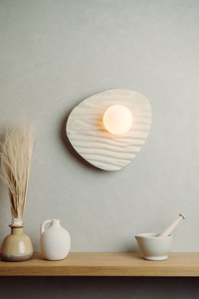 Speckled Cream Matt Towan Wall Light in Ceramic and Oak