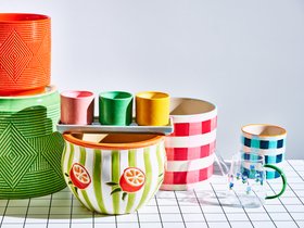 Green & White Striped Tomaton Ceramic Plant Pot