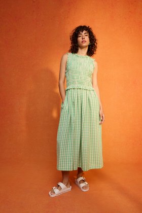 Green Gingham Shirred Bodice Sleeveless Midi Dress #modelimage