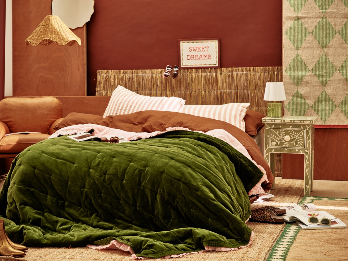 Landscape Reversible Green Velvet Frill Quilted Bedspread