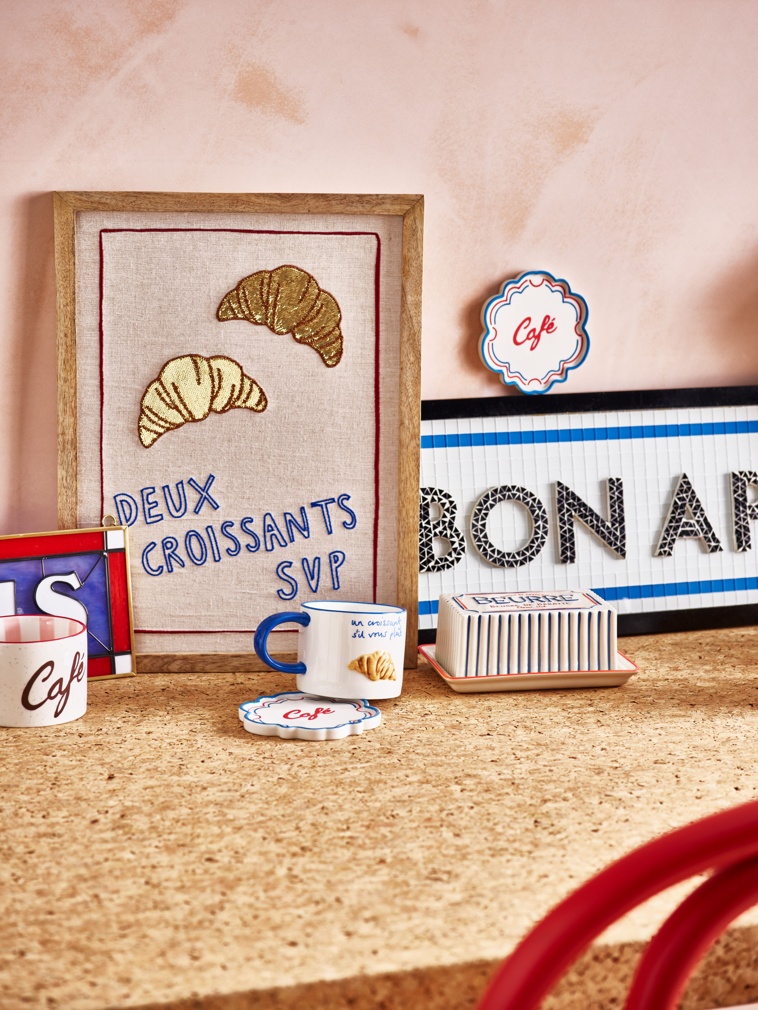 Deux Croissants Embroidered Wall Art