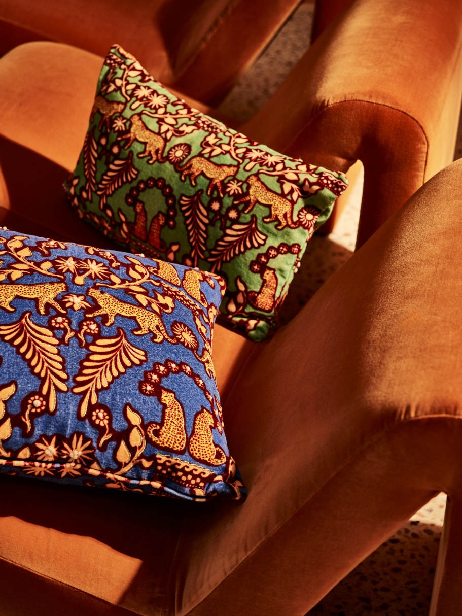 Green Magnifique Cheetah Cushion Cover