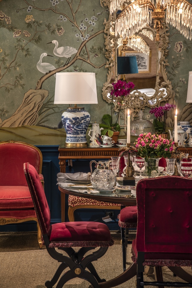 Versailles Dining Chair & Round Regency Dining Table