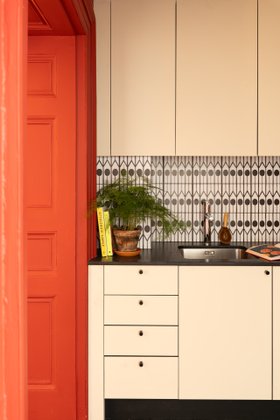 The Mall Gardens Kitchen
