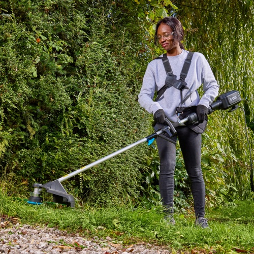 Mac Allister 1000W Corded 42cm 2-in-1 brushcutter & grass trimmer