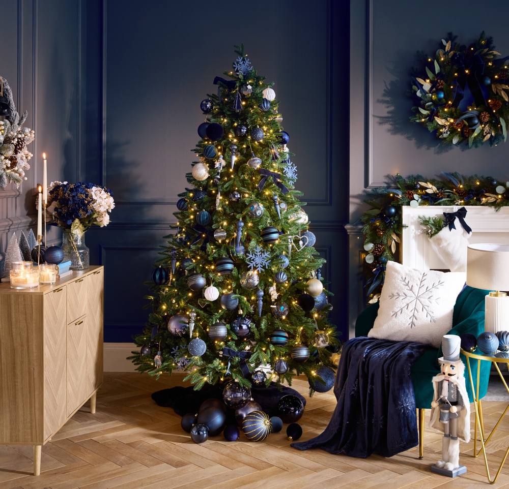 B&M CHRISTMAS 2025 // FROSTED NIGHT