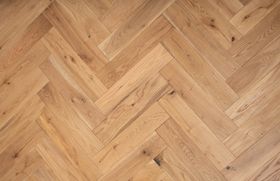 Lusso Verona Natural Brushed and Lacquered Rustic Herringbone Solid Oak Flooring