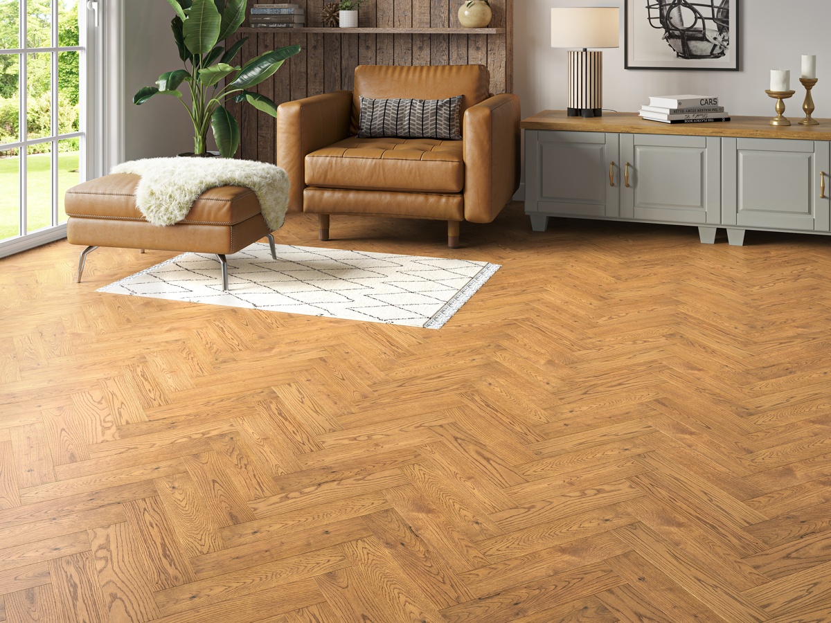 Lusso Venice Luxe Golden Oak Brushed & Oiled 20/6 mm Herringbone Engineered Wood Flooring