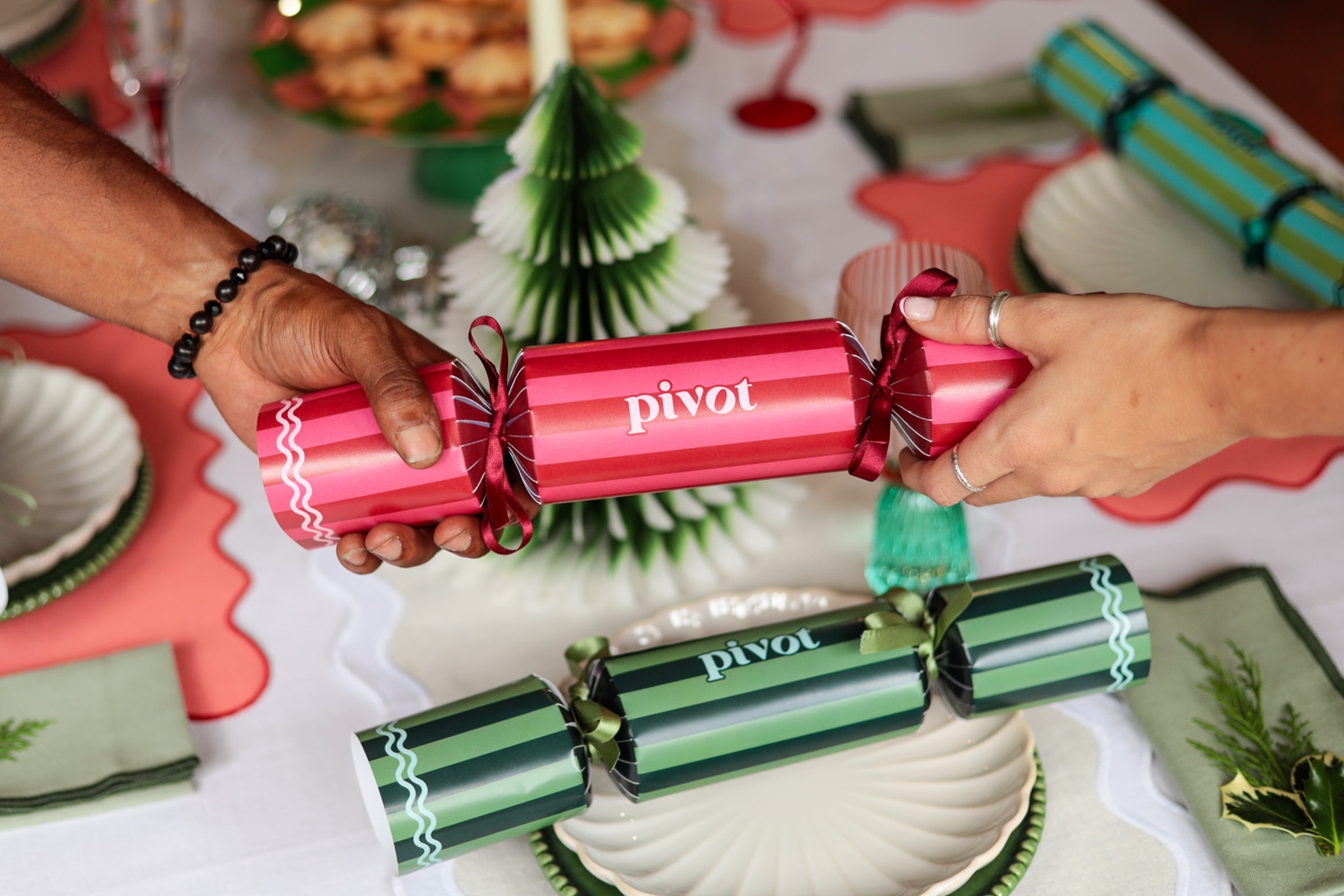 Pivot Christmas Cracker 015A9790