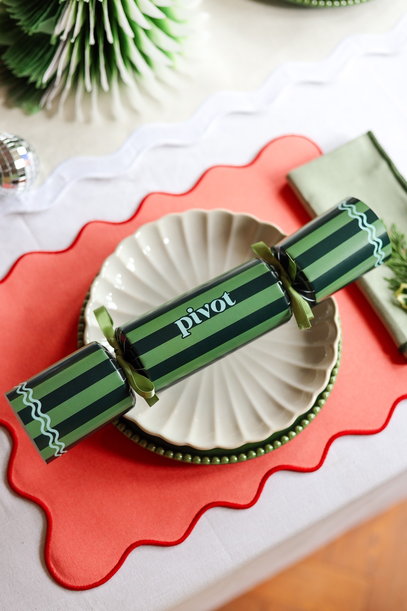 Pivot Christmas Cracker 015A9682