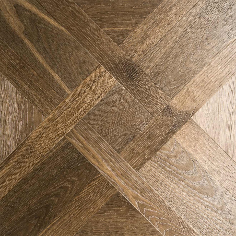 Valentino Panel Sample