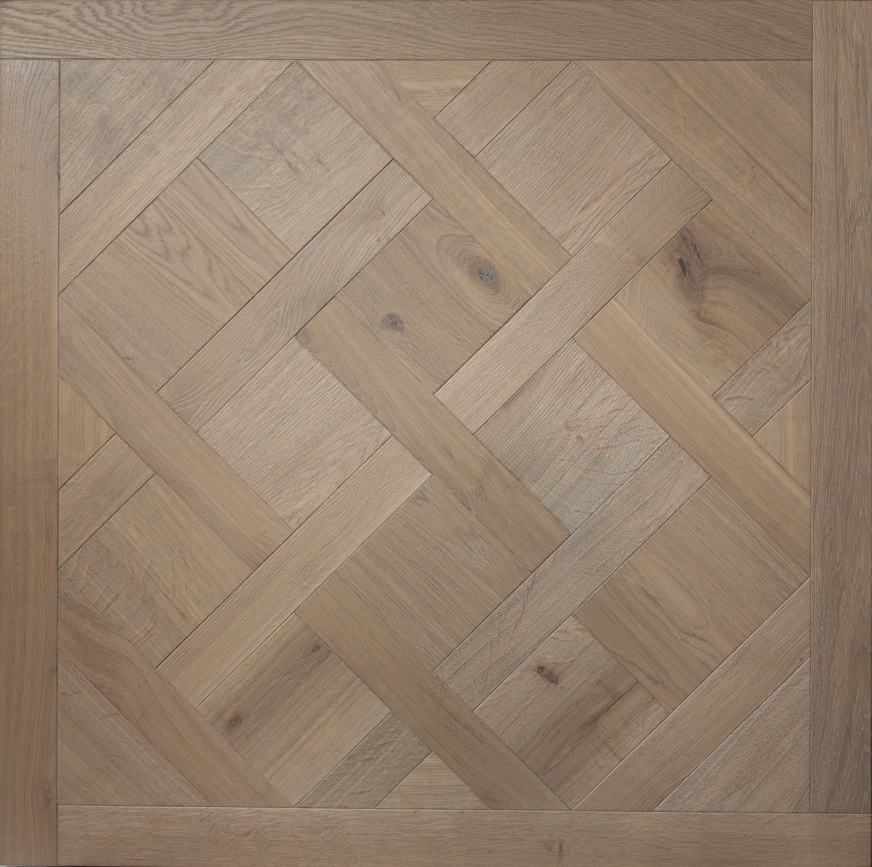 Mortimer Oak Versailles Sample