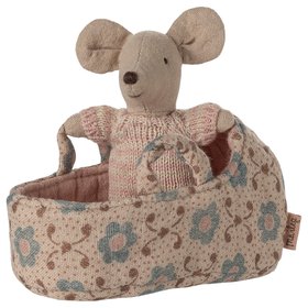 Baby Mouse In Carry Cot - Rose