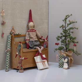 Pixy, Size 6 - Girl - Skirt and Knitted Sweater