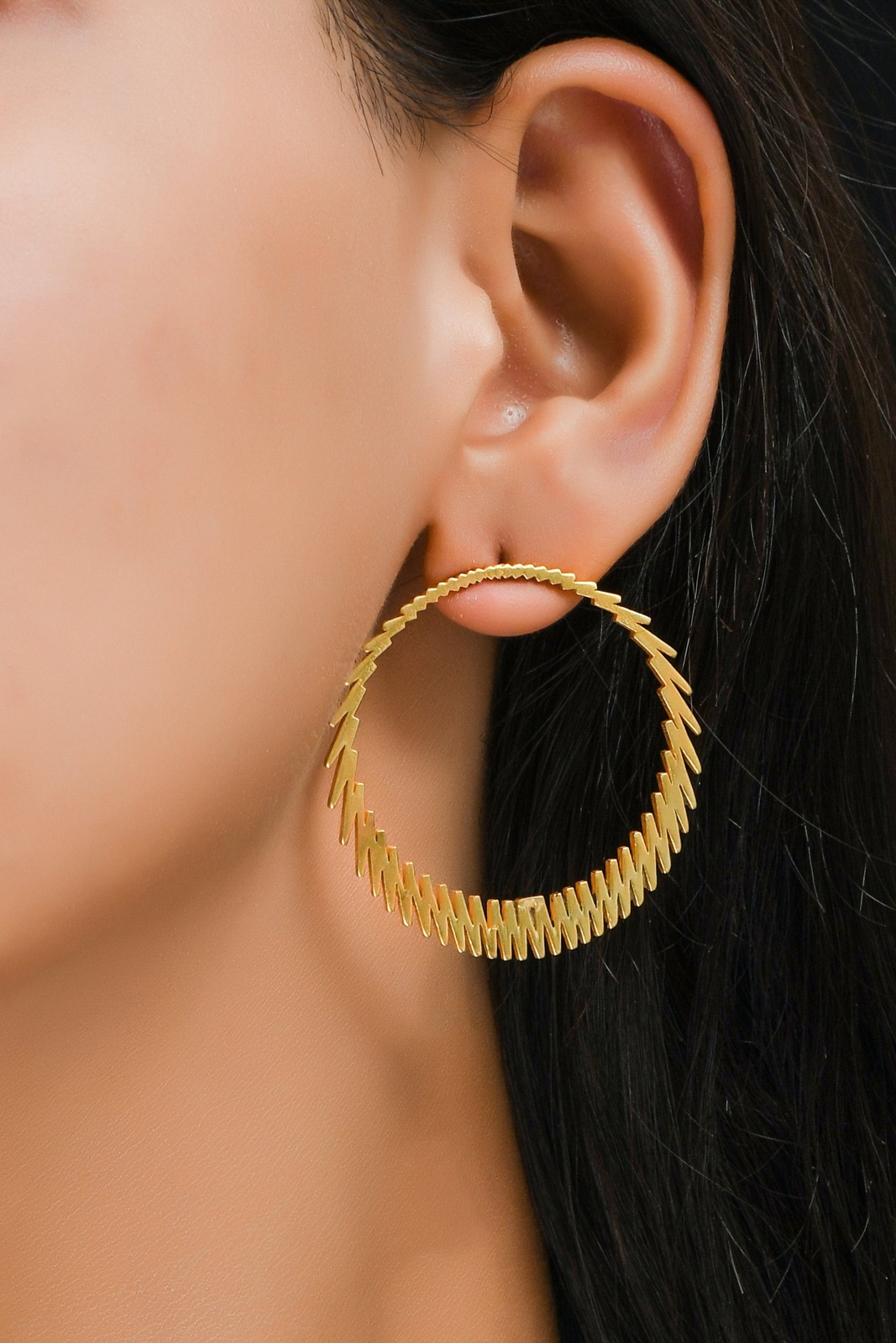 Thunder Hoop Earings Large - Gold