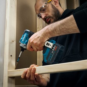 Visseuse à choc sans fil Erbauer ERI1093IPD 18V 220 Nm ( sans batterie)