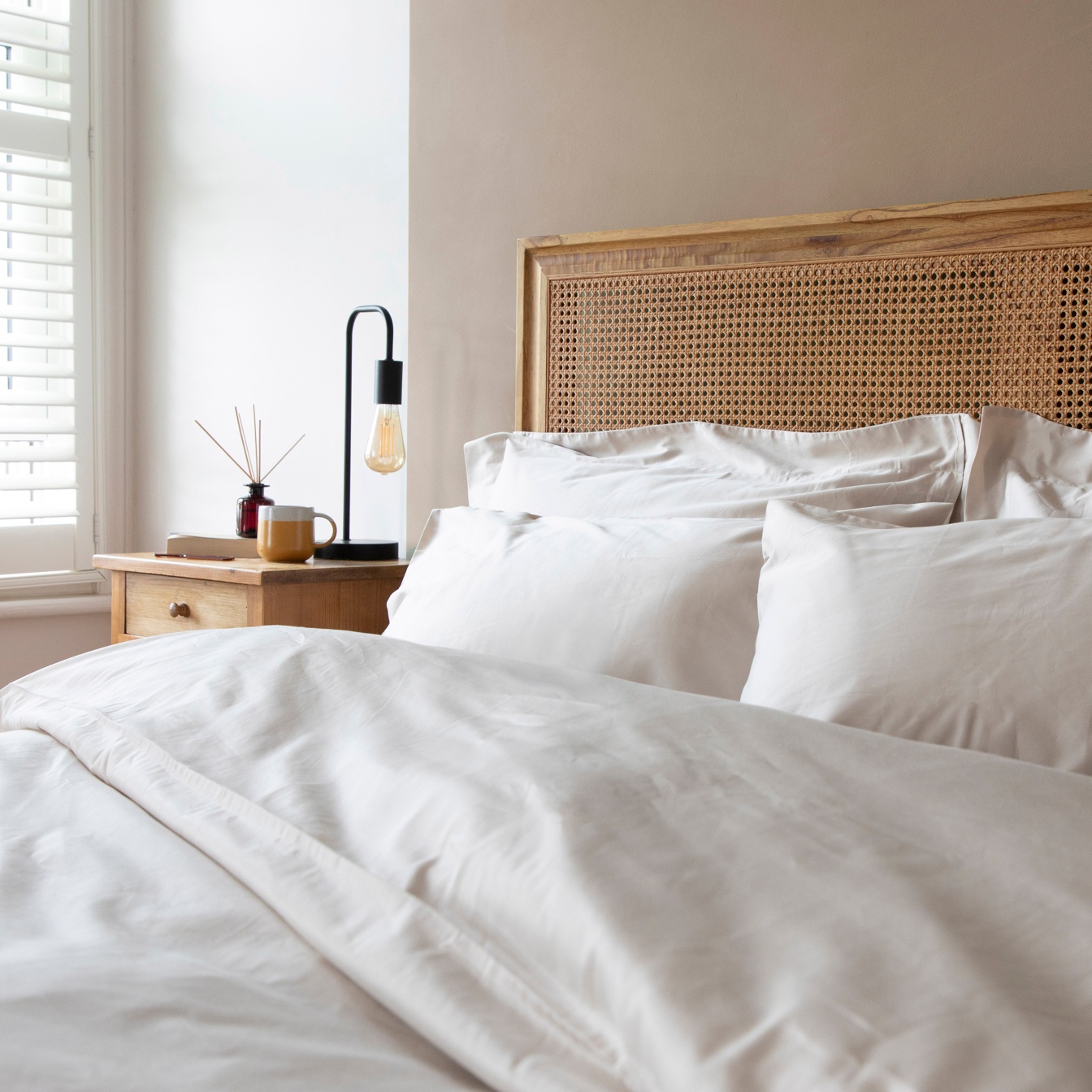 300TC Organic Sateen Oxford Pillowcase – Smooth Cotton with Tailored Detail – Driftwood