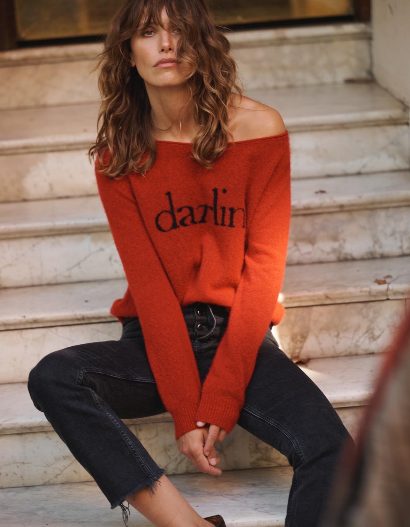 ELEVATED DARLIN – Red
