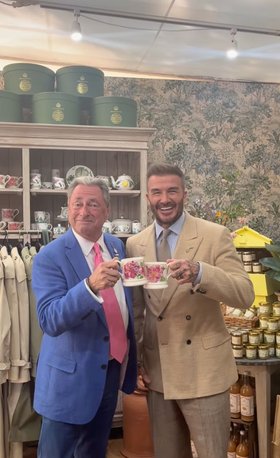 David Austin® The King's Rose™ 1/2 Pint Mug