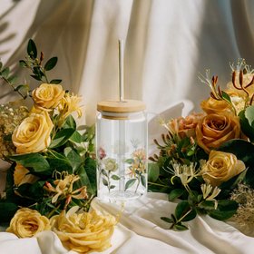 June Birth Flower Can Glass · Rose & Honeysuckle