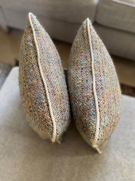 Woven tweed look cushion with silk