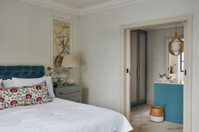 Studio Lucy Van Der Gucht Principal bedroom