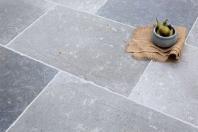 Job Lot - Farrow Blend Tumbled Limestone Tiles