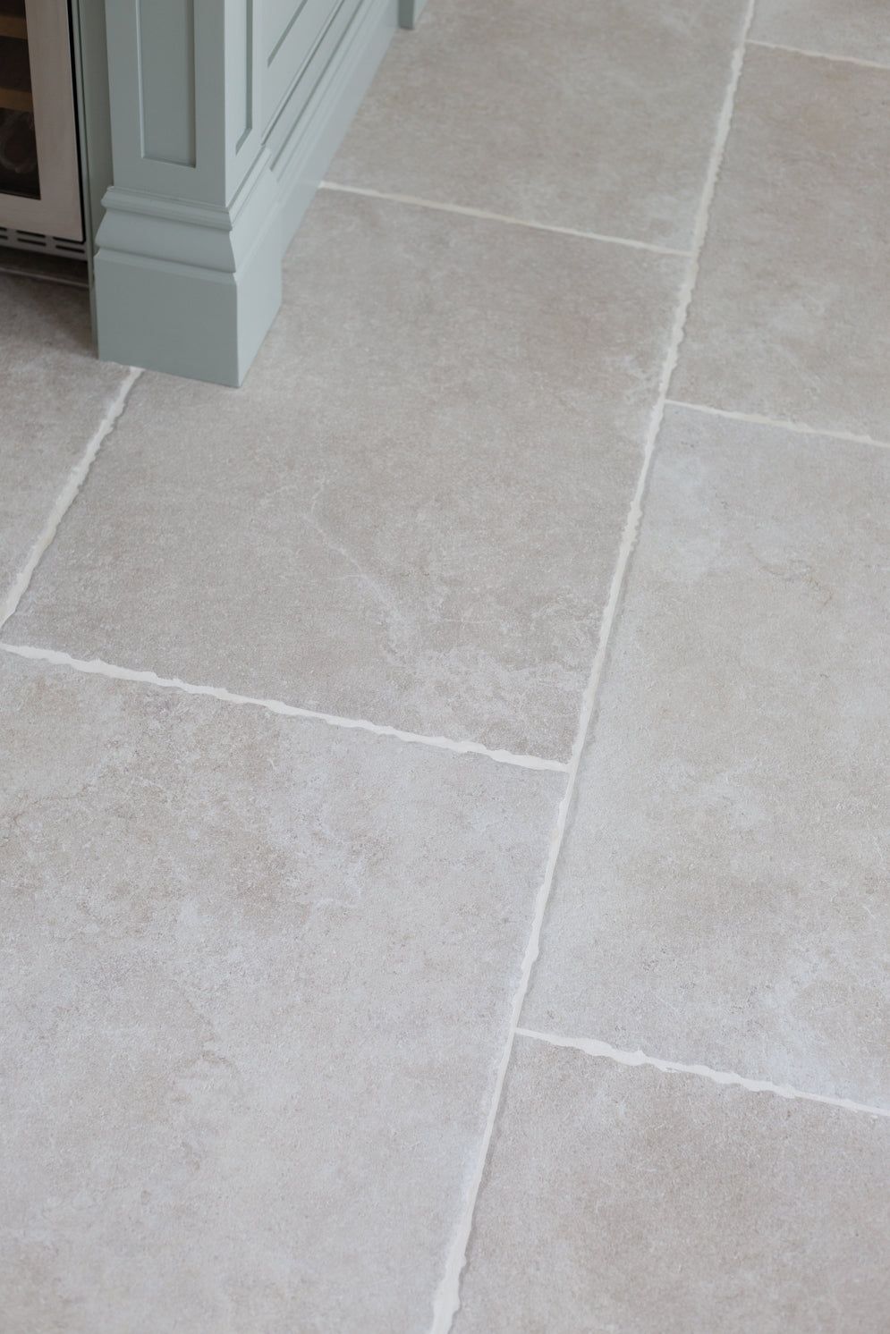Hambleton Ivory Textured Stone Effect Porcelain