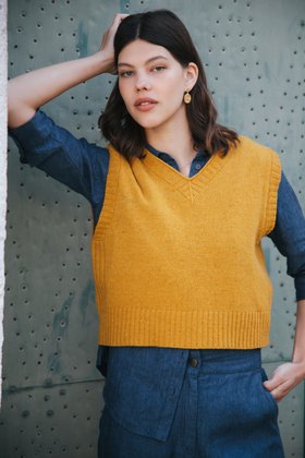Wool Donegal V Neck Tank in Canary