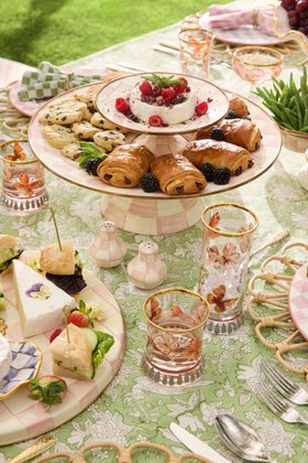 Rosy Check Small Pedestal Platter