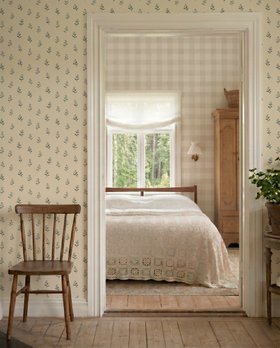 Dainty Floral Pattern - Wallpaper