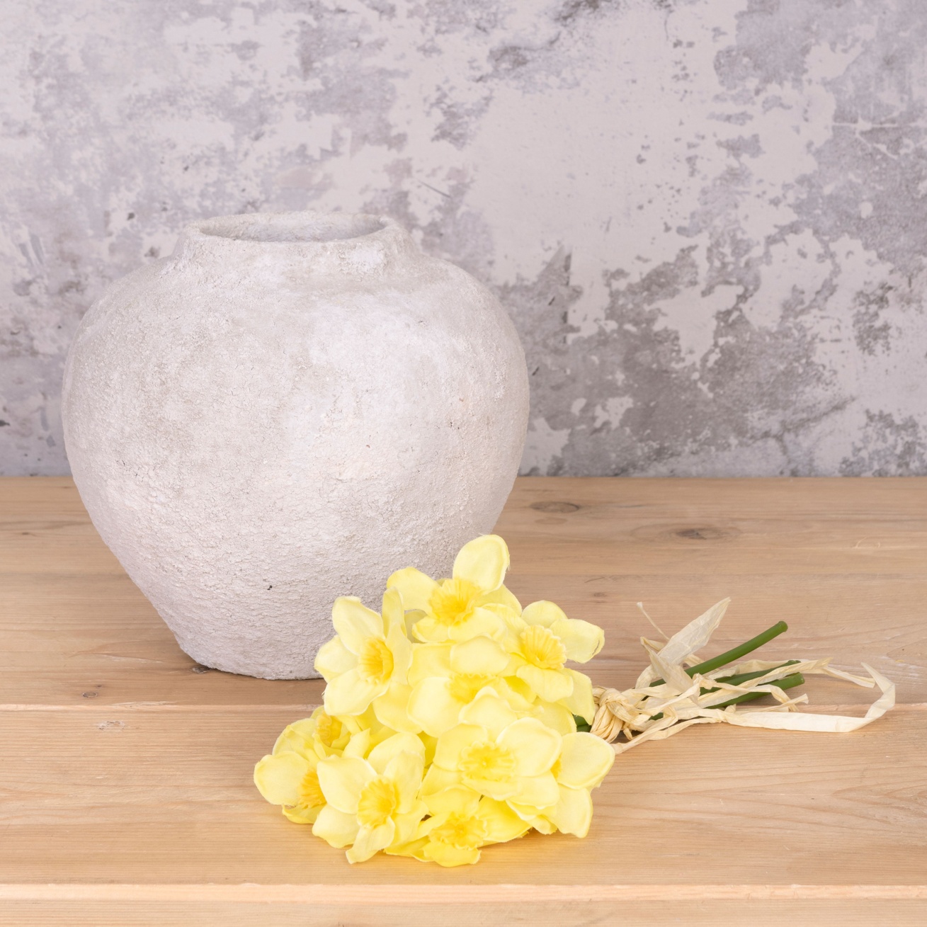 Bunch of 7 Faux Daffodils