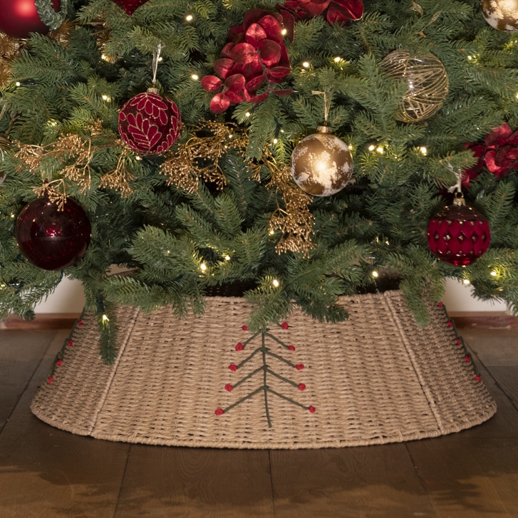 Rope Christmas Tree Skirt with Tree Pattern