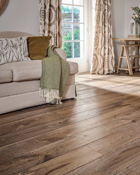 Broadleaf Mackintosh Oak Plank Flooring   In Situ Landscape