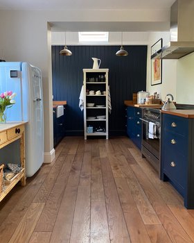 Broadleaf Esmerelda Oak Plank Flooring