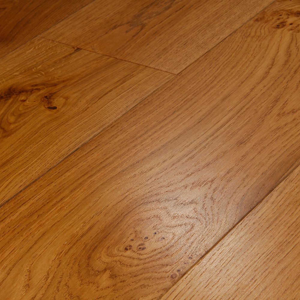 Broadleaf Warm Oak Plank Flooring    Swatch